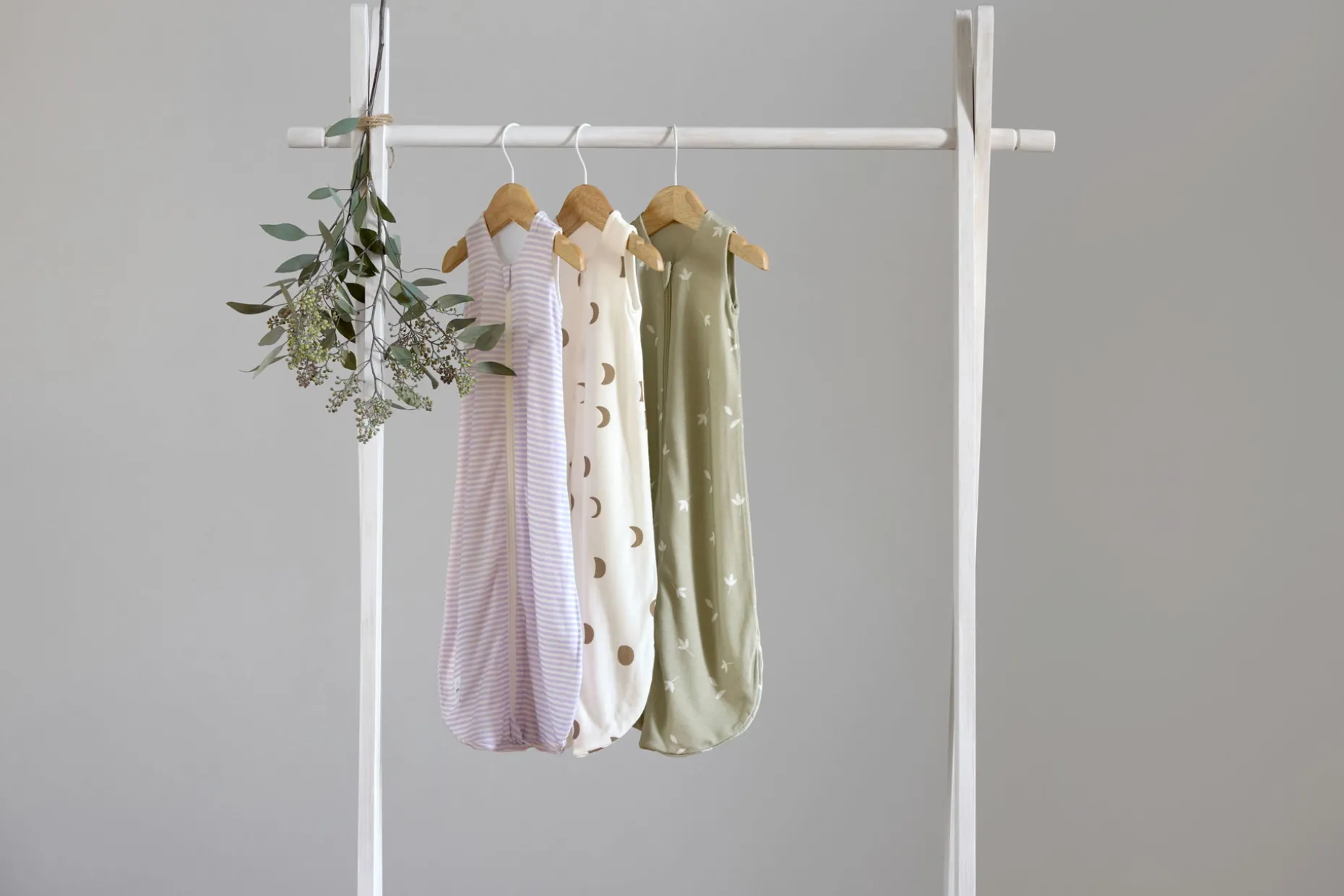 Baby Schlafsack 0,5 TOG - Gestreift, Lila Milky