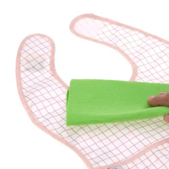Lätzchen mit Auffangtasche (2 Stk) - Bib Lightweight, Garden Explorer Schnecke