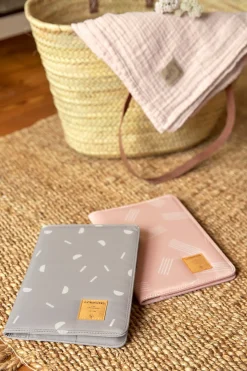 Mutterpasshülle - Blocks Taupe, Grau